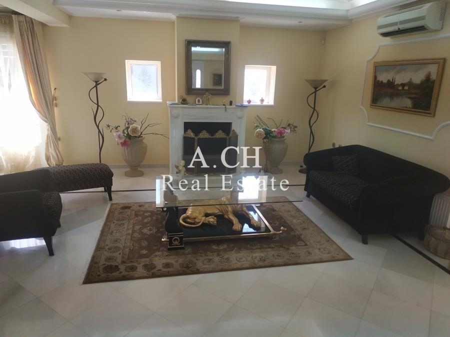 (For Sale) Residential Detached house || East Attica/Kalyvia-Lagonisi - 370 Sq.m, 6 Bedrooms, 800.000€ 