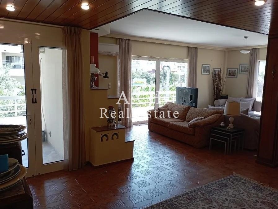 (For Rent) Residential Floor Apartment || Athens South/Glyfada - 200 Sq.m, 3 Bedrooms, 2.100€ 