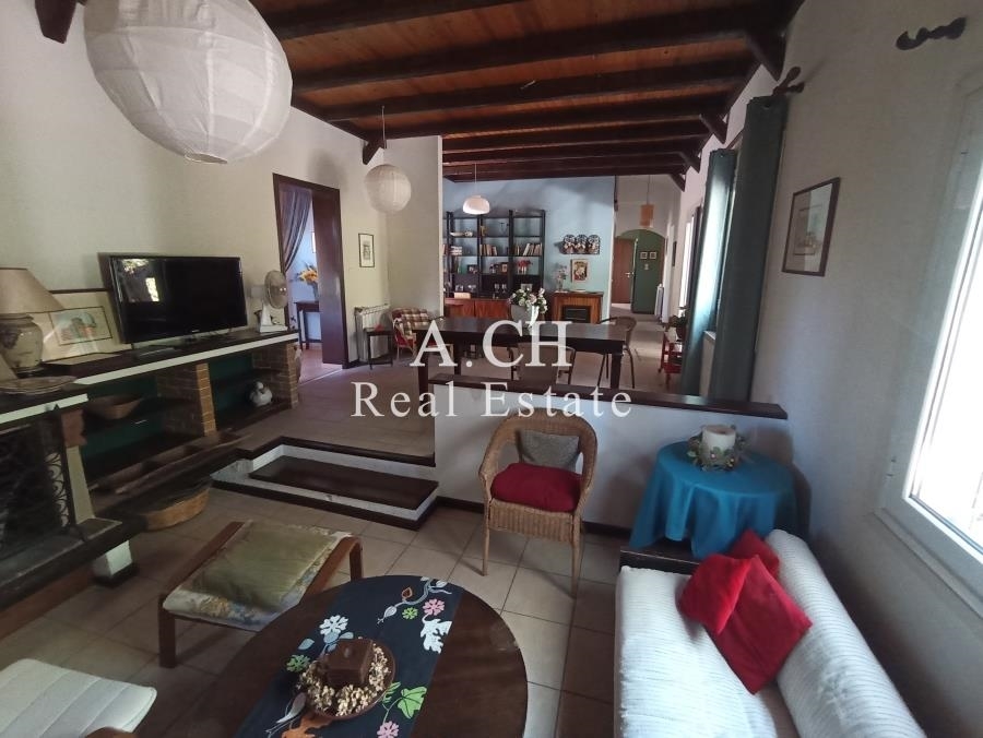 (Προς Πώληση) Κατοικία Μονοκατοικία || Ανατολική Αττική/Ανάβυσσος - 217 τ.μ, 4 Υ/Δ, 420.000€ 