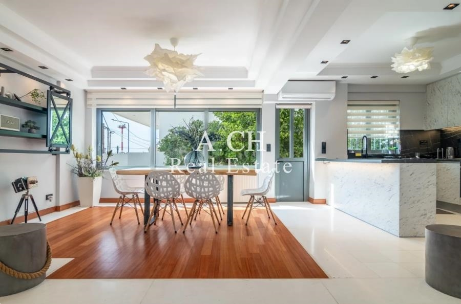 (For Rent) Residential Maisonette || Athens South/Glyfada - 270 Sq.m, 4 Bedrooms, 7.500€ 