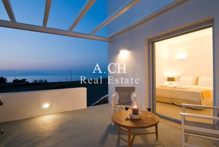 (For Sale) Commercial Hotel || Cyclades/Santorini-Oia - 508 Sq.m, 1.850.000€ 